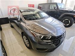 نیسان ڤێرسا